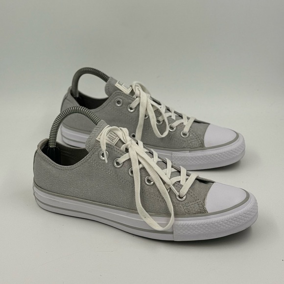 Converse all star silver low top women’s size 8 - Picture 2 of 6